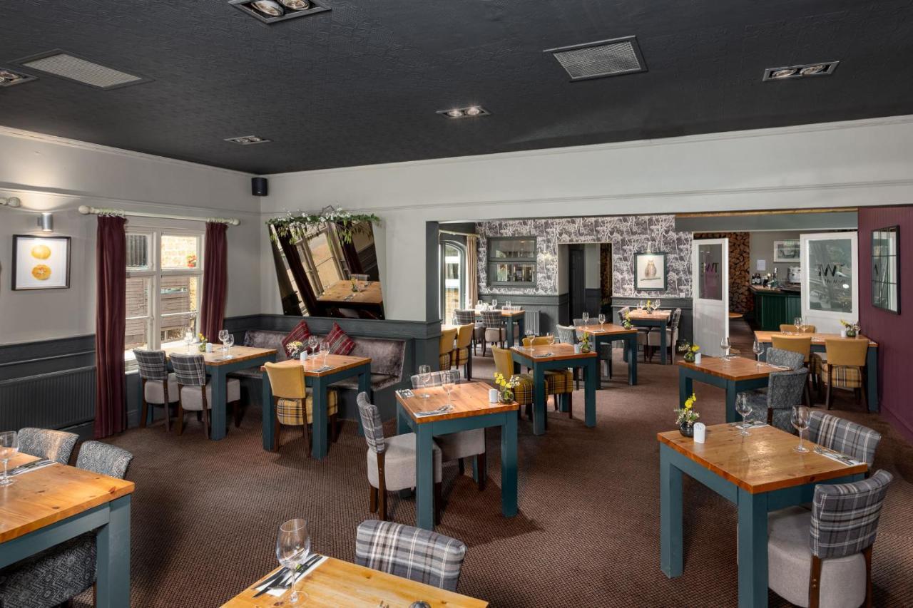 The World'S End - Northampton Hotel Ecton Kültér fotó
