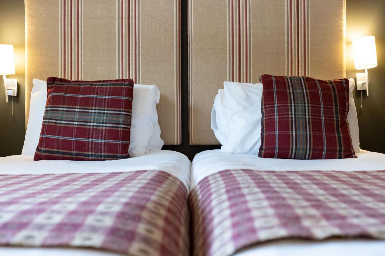 The World'S End - Northampton Hotel Ecton Kültér fotó